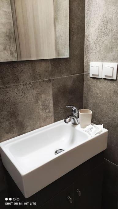 Cozy Apartment In Volos!! Buitenkant foto